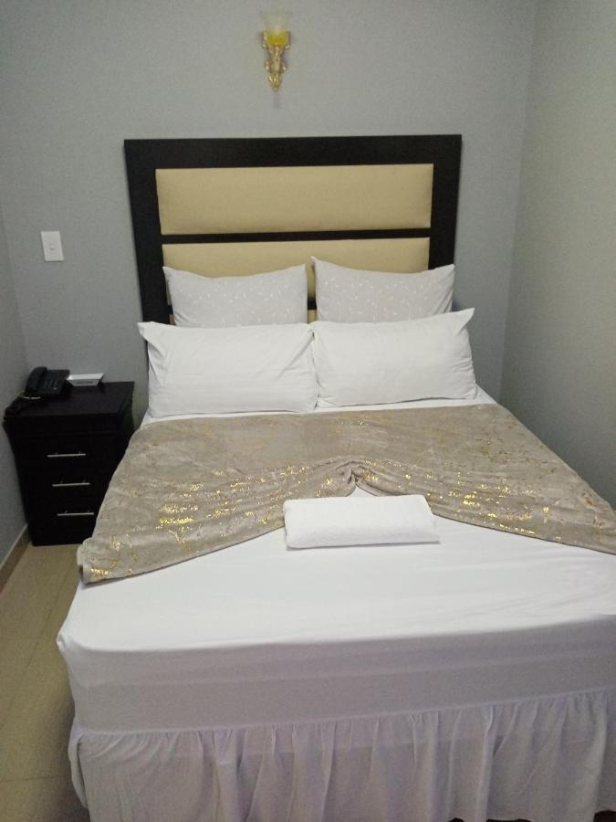 Emirates Garden Lodge Боксбург Екстериор снимка